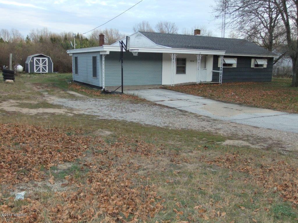 4818 Simonelli Rd, Whitehall, MI 49461 photo 2