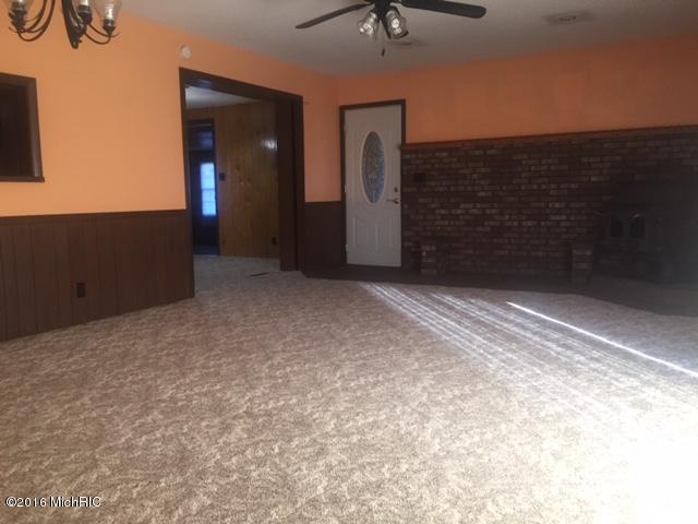 4818 Simonelli Rd, Whitehall, MI 49461 photo 8