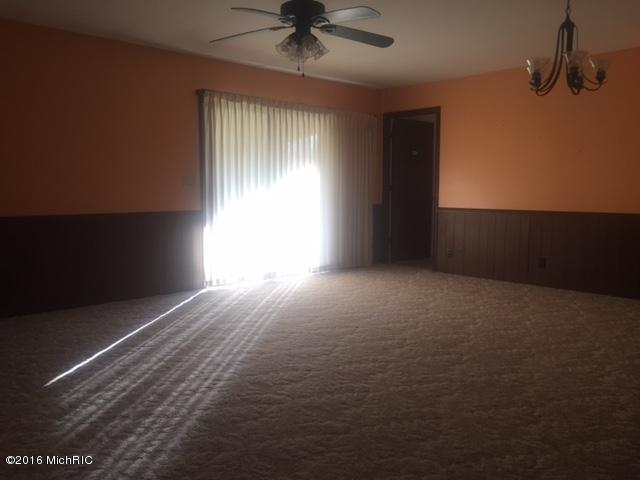 4818 Simonelli Rd, Whitehall, MI 49461 photo 7