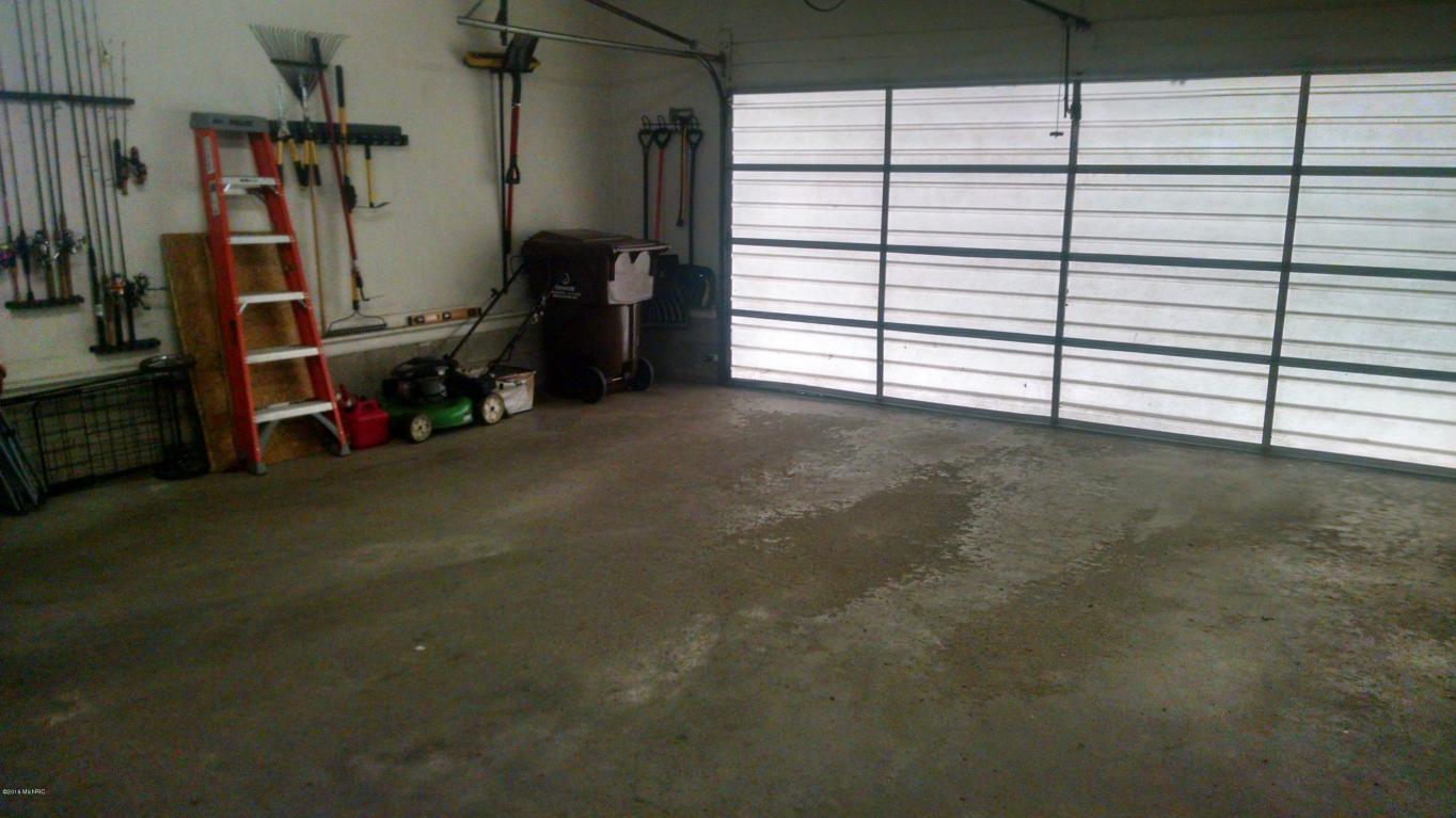 223 W North St, Ithaca, MI 48847 photo 23