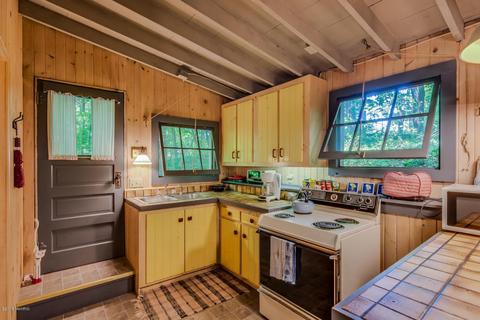 7425 Beach Trl, Harbert, MI 49115 photo 27