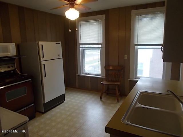 34 E Pine St, Fremont, MI 49412 photo 55