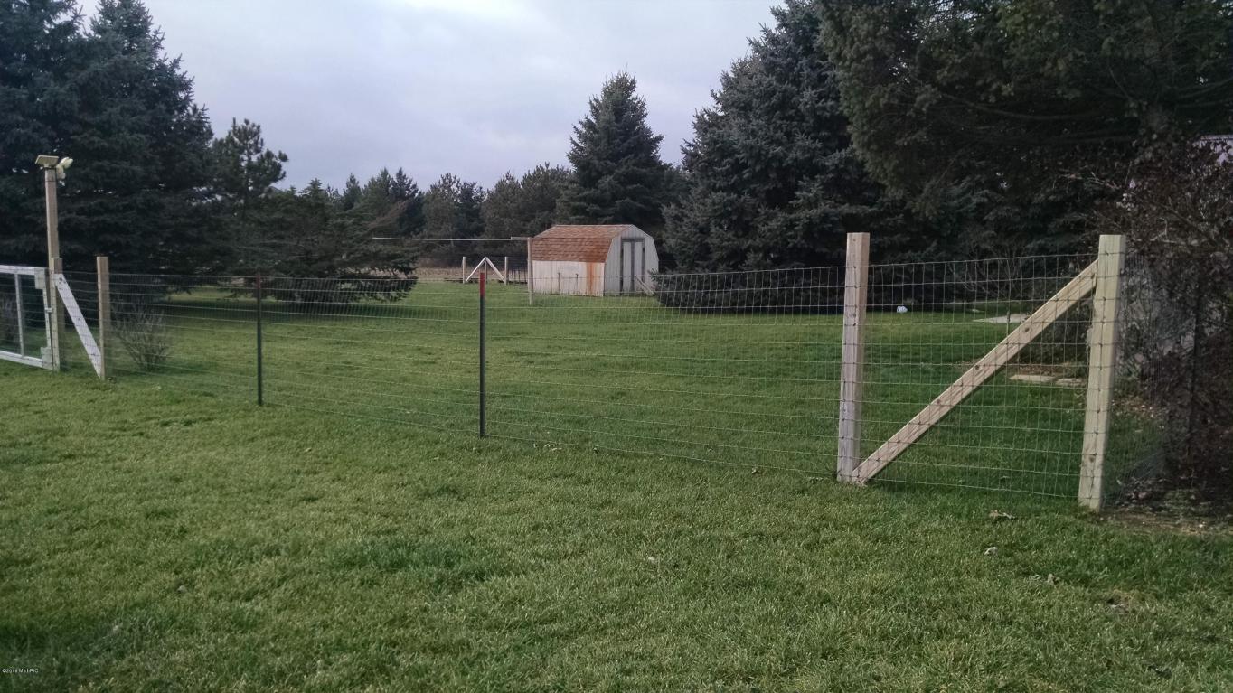 7875 W Fillmore Rd, Sumner, MI 48889 photo 27