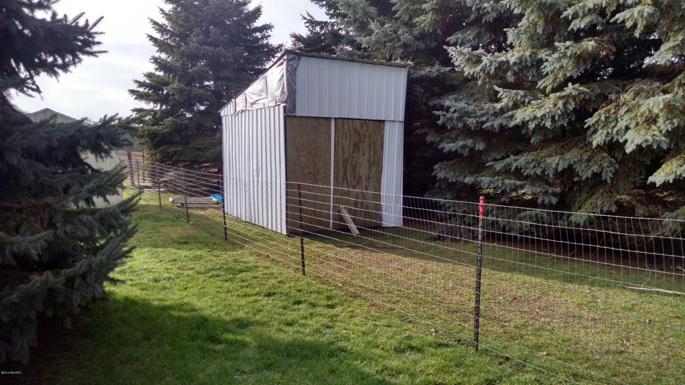 7875 W Fillmore Rd, Sumner, MI 48889 photo 28