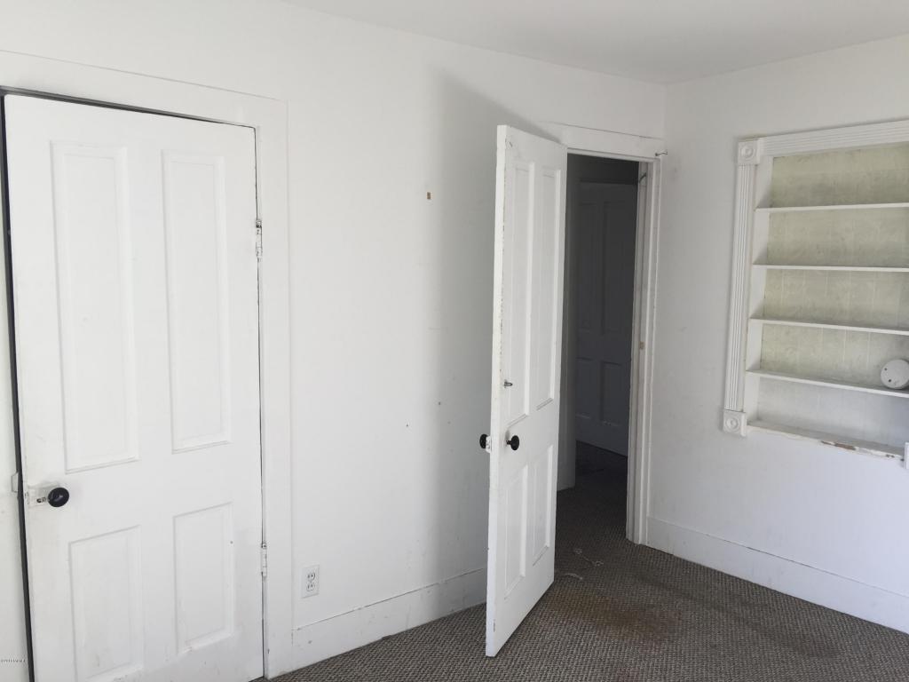 509 E State St, Cassopolis, MI 49031 photo 14