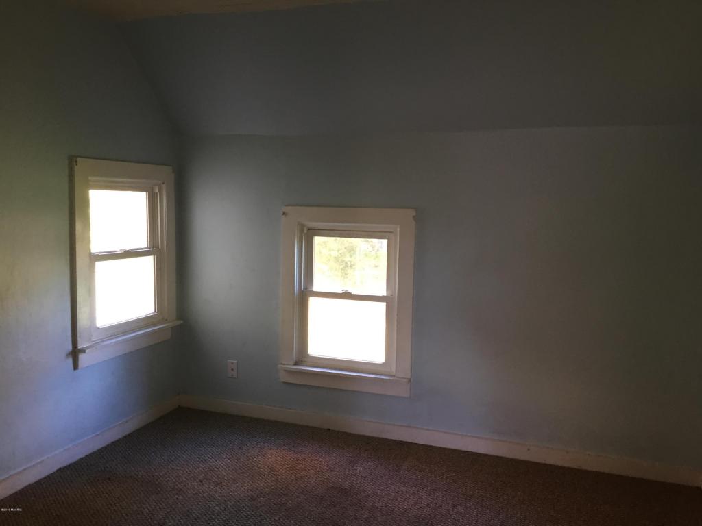 509 E State St, Cassopolis, MI 49031 photo 16