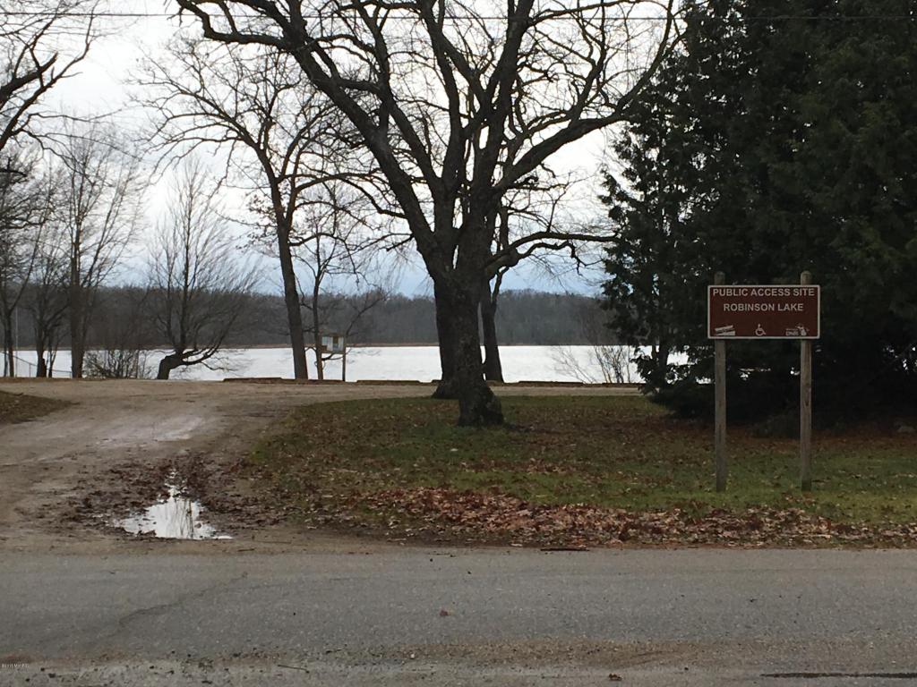 851 S Mcclelland, White Cloud, MI 49349 photo 4