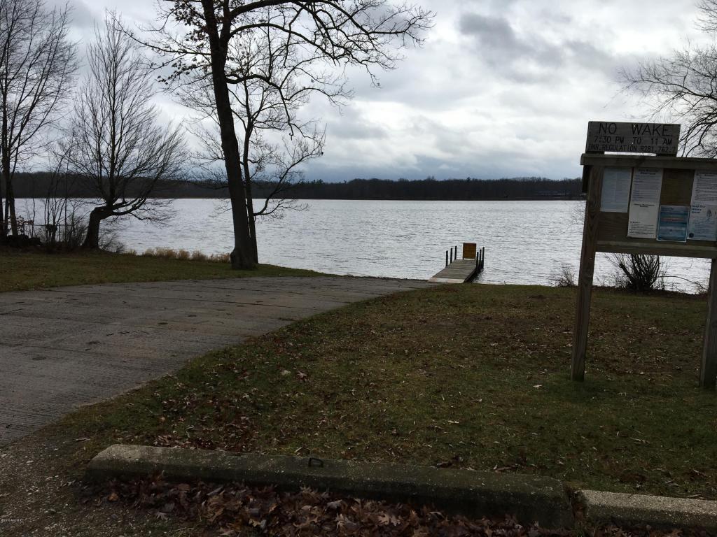 851 S Mcclelland, White Cloud, MI 49349 photo 5
