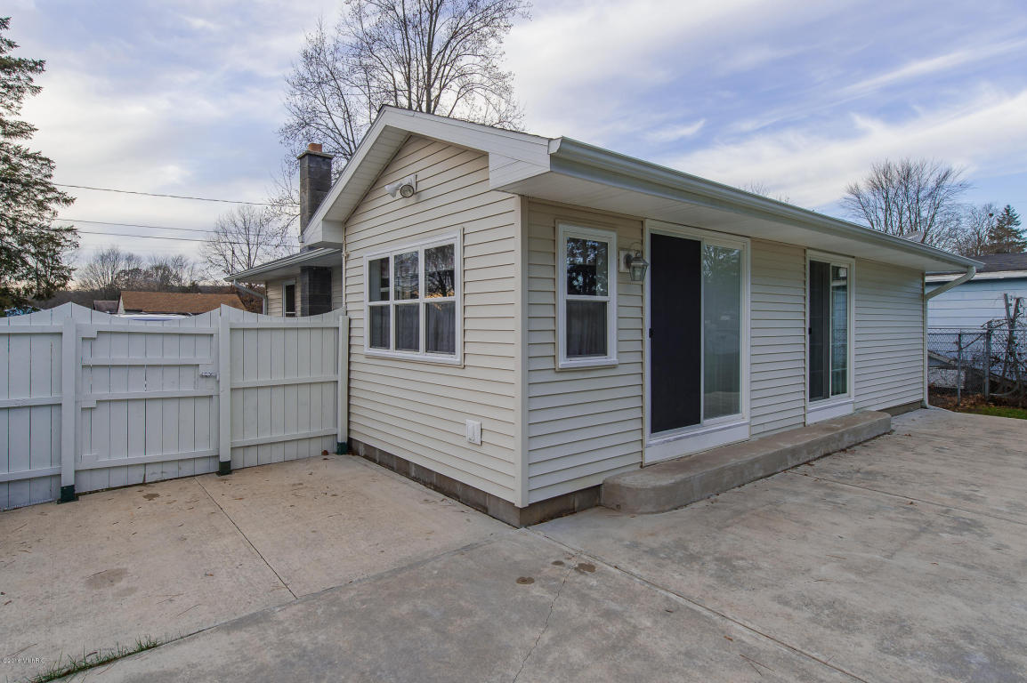 309 Meadow, Augusta, MI 49012 photo 28