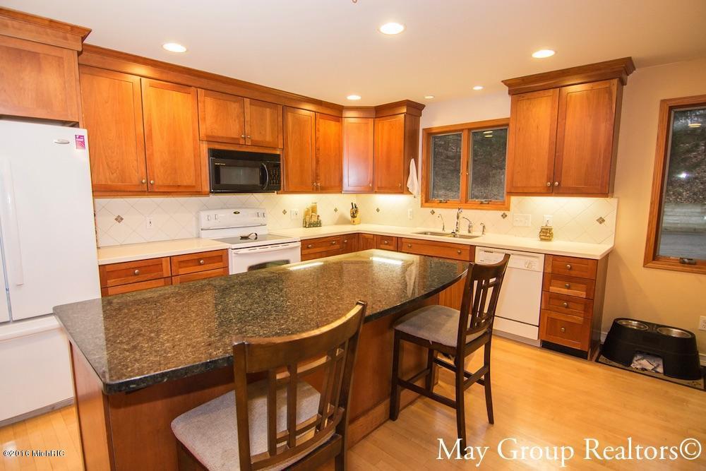 7997 Bolt Dr SE, Ada, MI 49301 photo 17