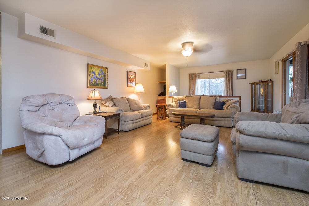 3152 Baseline Rd, Gobles, MI 49055 photo 8
