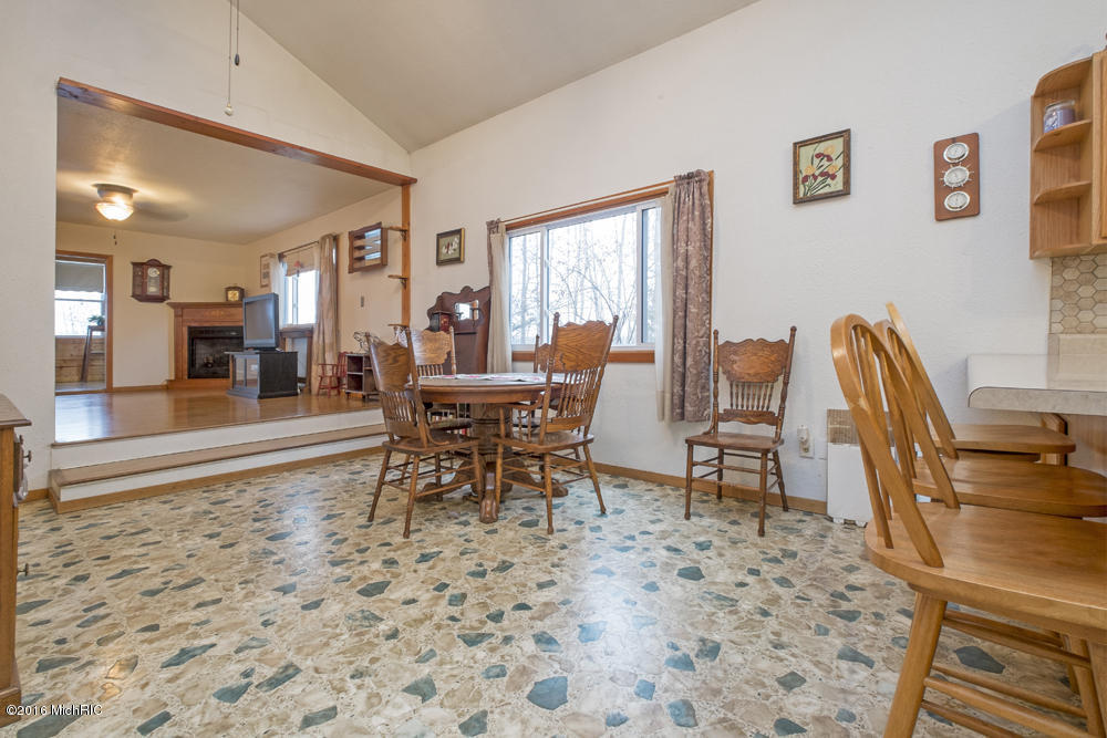 3152 Baseline Rd, Gobles, MI 49055 photo 13