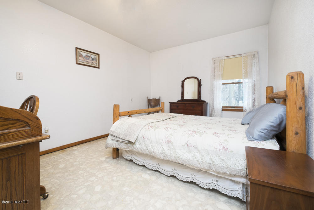 3152 Baseline Rd, Gobles, MI 49055 photo 24