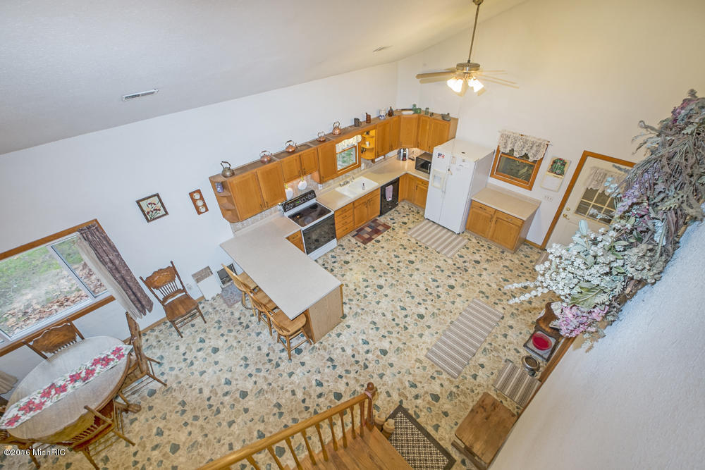3152 Baseline Rd, Gobles, MI 49055 photo 32