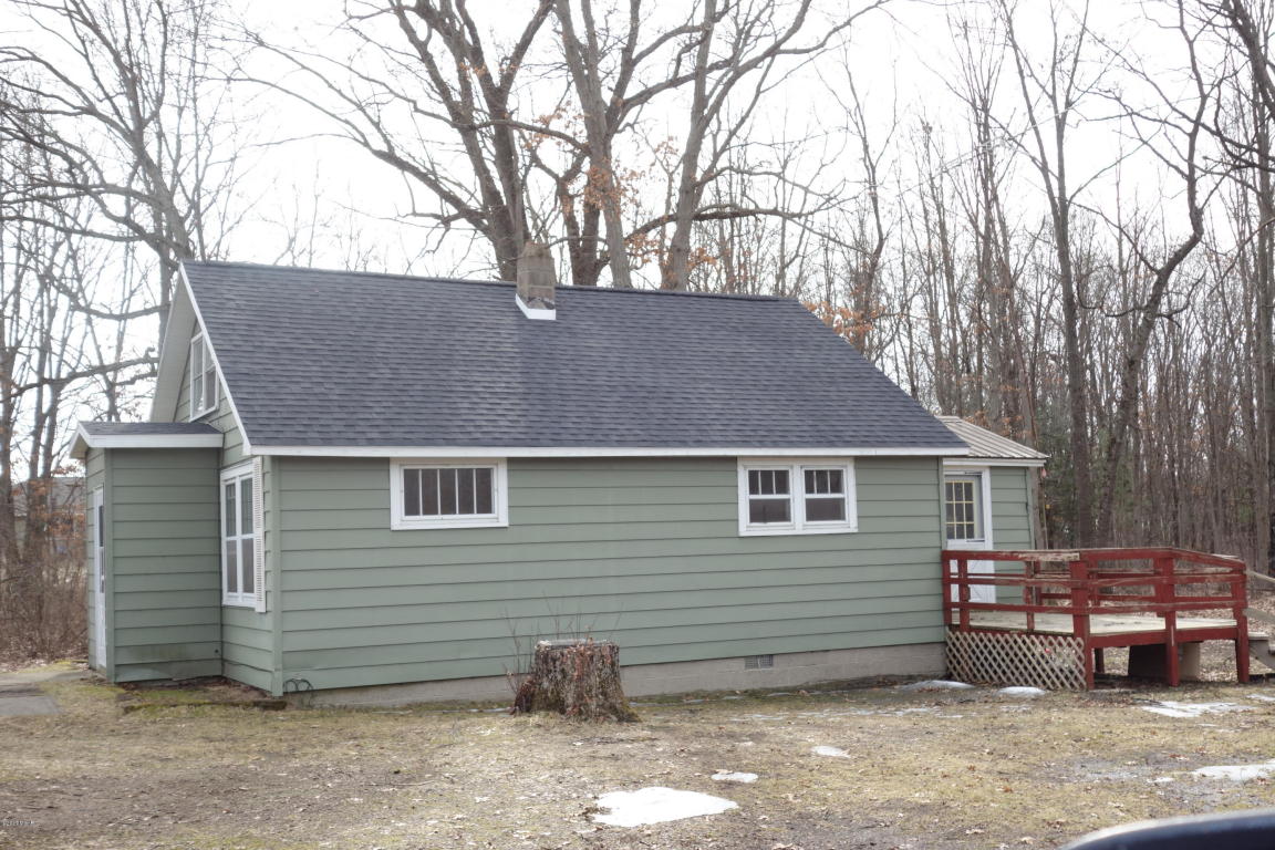 593 S S Grn, White Cloud, MI 49349 photo 15