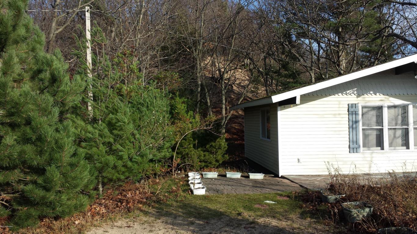 148 N Lighthouse Dr, Mears, MI 49436 photo 17