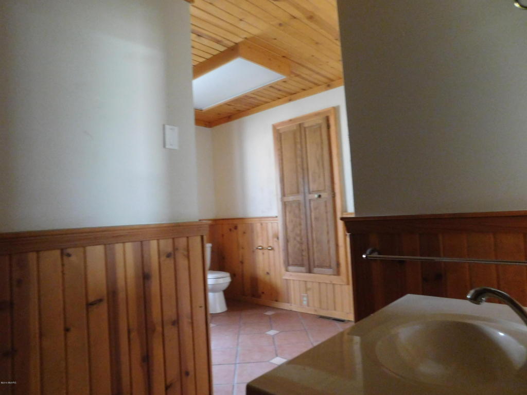620 Centreville Rd, Constantine, MI 49042 photo 23