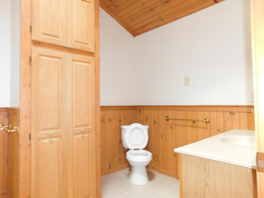 620 Centreville Rd, Constantine, MI 49042 photo 32
