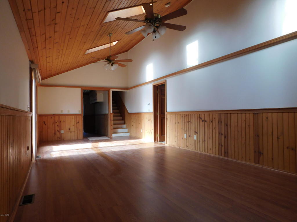 620 Centreville Rd, Constantine, MI 49042 photo 29