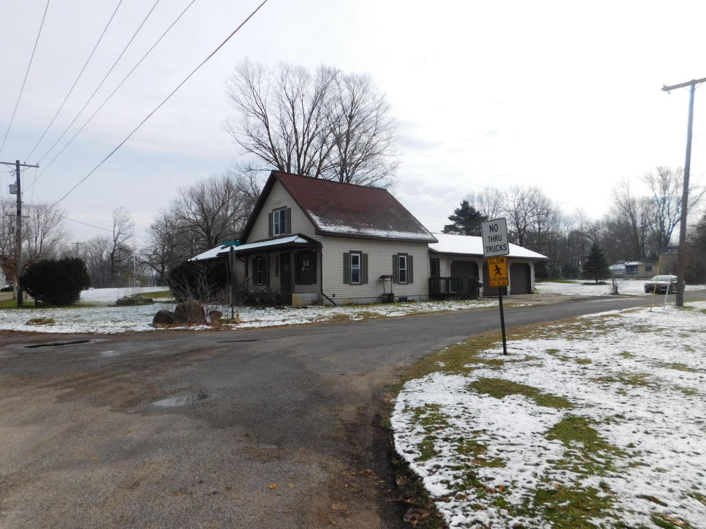 620 Centreville Rd, Constantine, MI 49042 photo 6