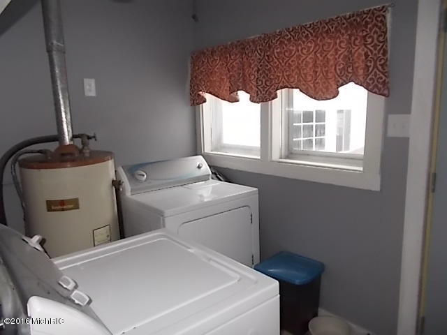 190 E Barton St, Newaygo, MI 49337 photo 20