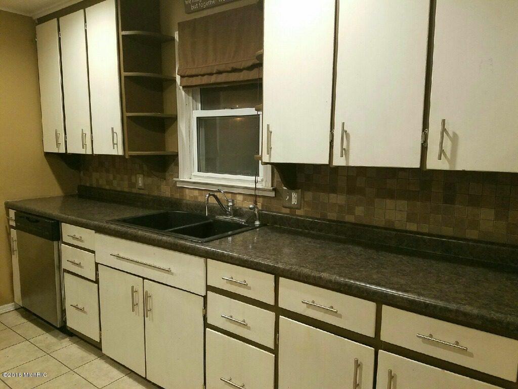 171 E Gardner St NW, Sparta, MI 49345 photo 15