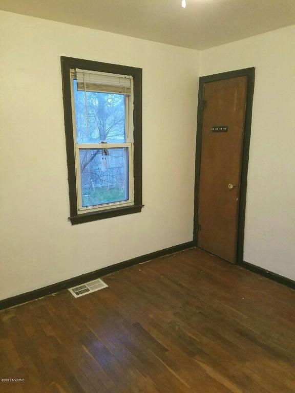 171 E Gardner St NW, Sparta, MI 49345 photo 11