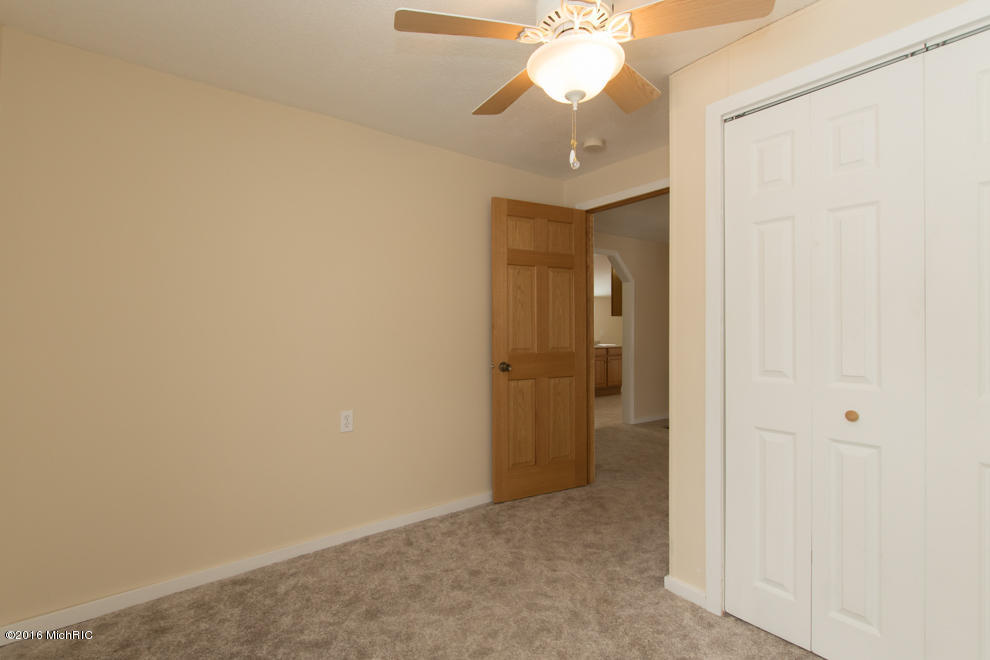 314 Locust, Marshall, MI 49068 photo 22