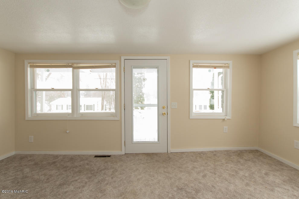 314 Locust, Marshall, MI 49068 photo 10