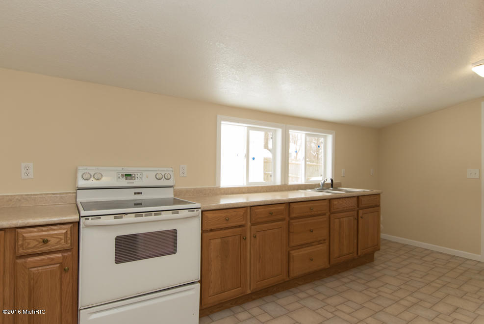 314 Locust, Marshall, MI 49068 photo 15