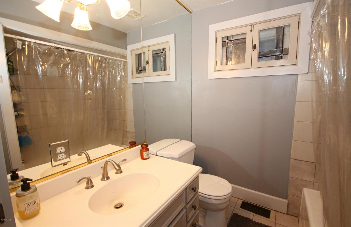 7955 Cascade Rd SE, Ada, MI 49301 photo 19