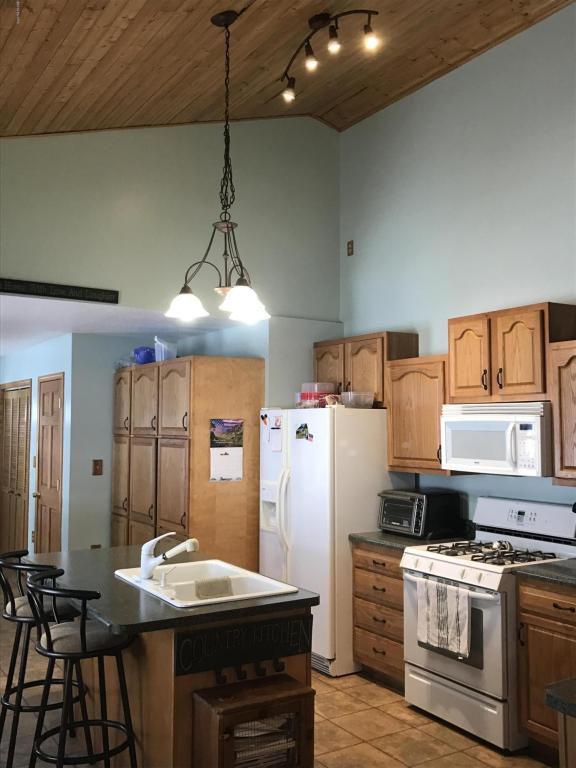 7931 Fowler Rd, Reading, MI 49274 photo 10