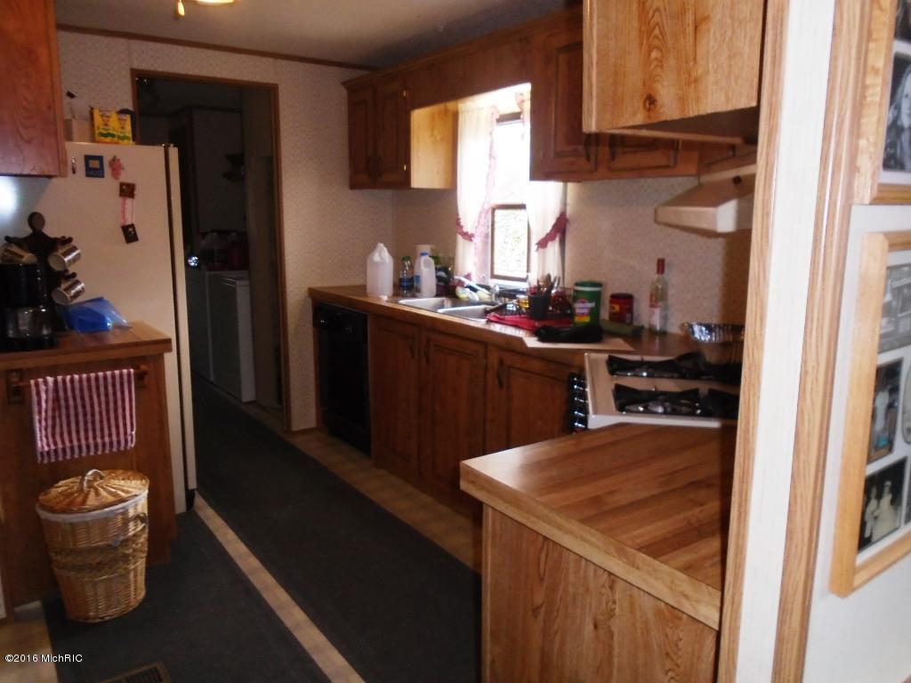 1766 E Vanburen, White Cloud, MI 49349 photo 3