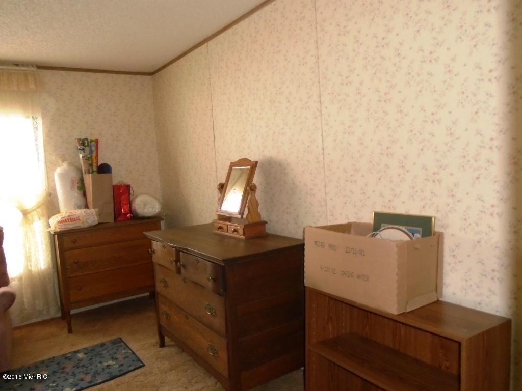 1766 E Vanburen, White Cloud, MI 49349 photo 13