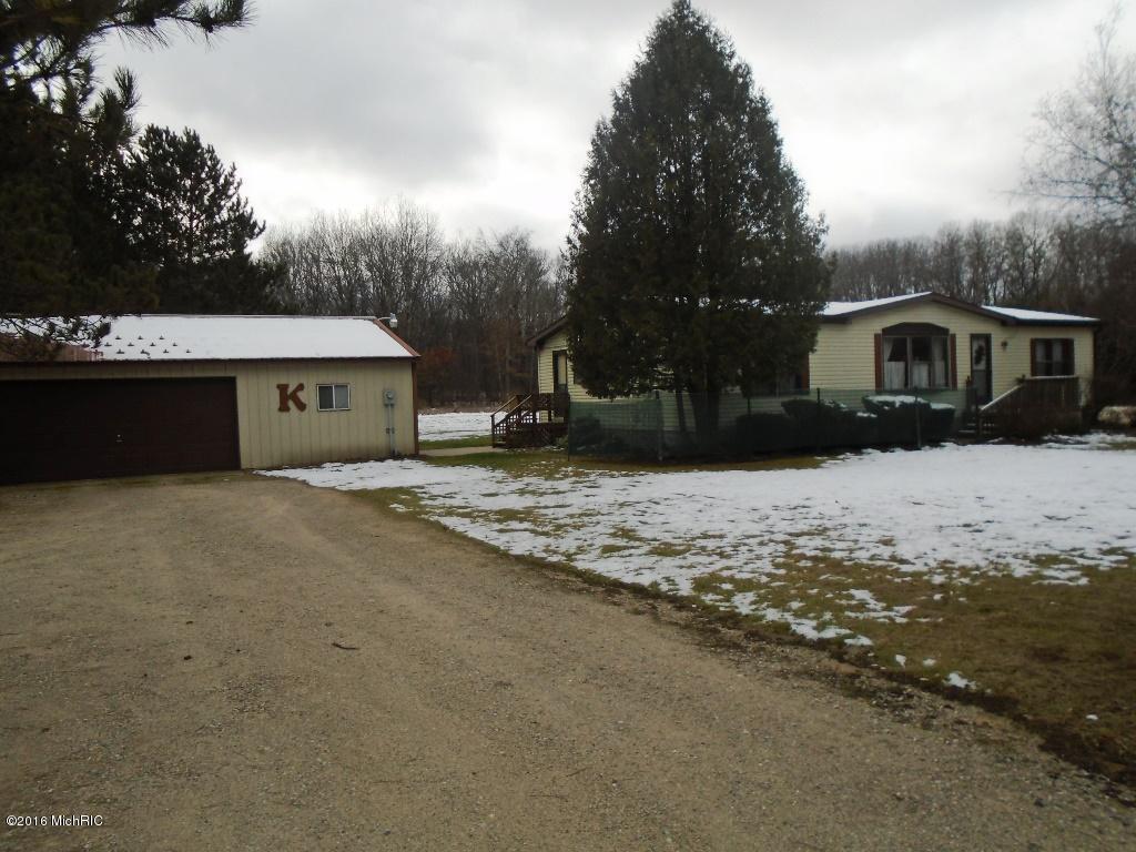 1766 E Vanburen, White Cloud, MI 49349 photo 1