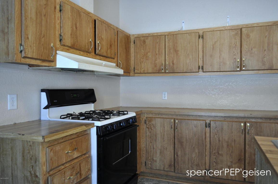 823 York St, Belding, MI 48809 photo 7