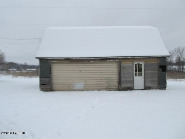 121 S Centennial Rd, Coldwater, MI 49036 photo 3