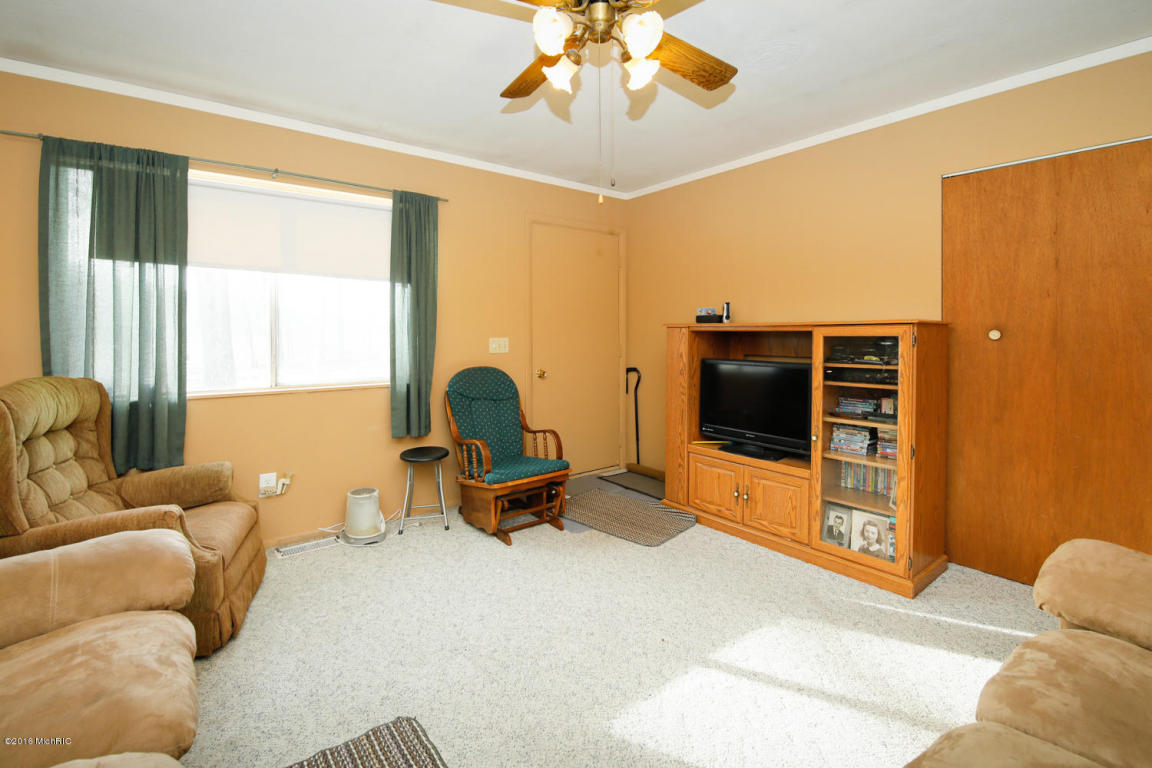 10754 New England Rd, Constantine, MI 49042 photo 5