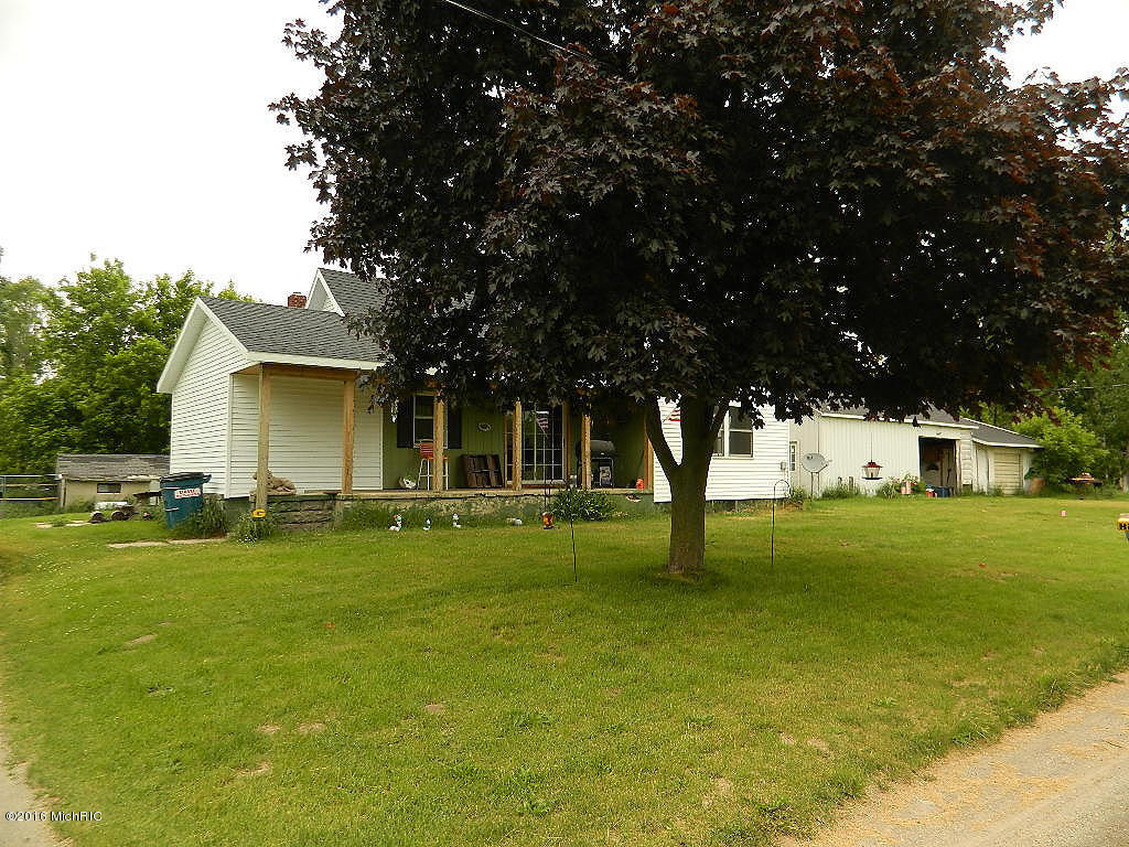 15280 White Rd, Bailey, MI 49303 photo 3