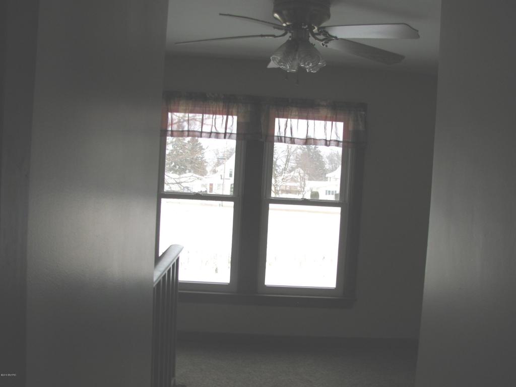 210 Elm St, Carson City, MI 48811 photo 23