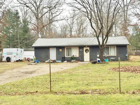 896 S Nicholas, White Cloud, MI 49349 photo 1