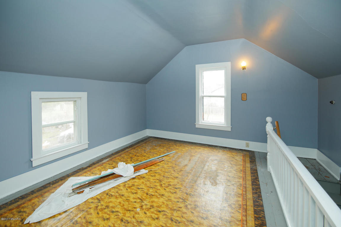 301 Spring St, Three Rivers, MI 49093 photo 12