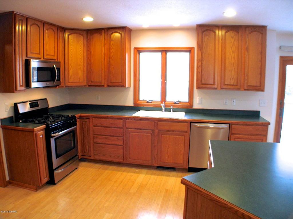 4182 Meyer Dr, Hamilton, MI 49419 photo 8