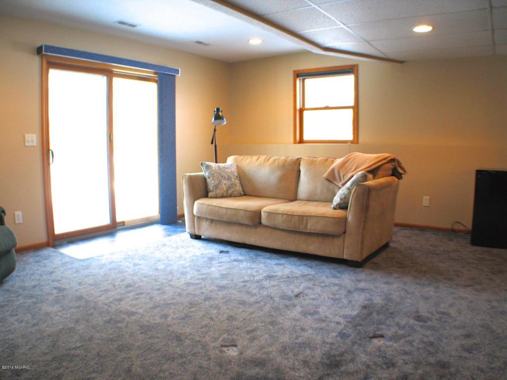 4182 Meyer Dr, Hamilton, MI 49419 photo 24
