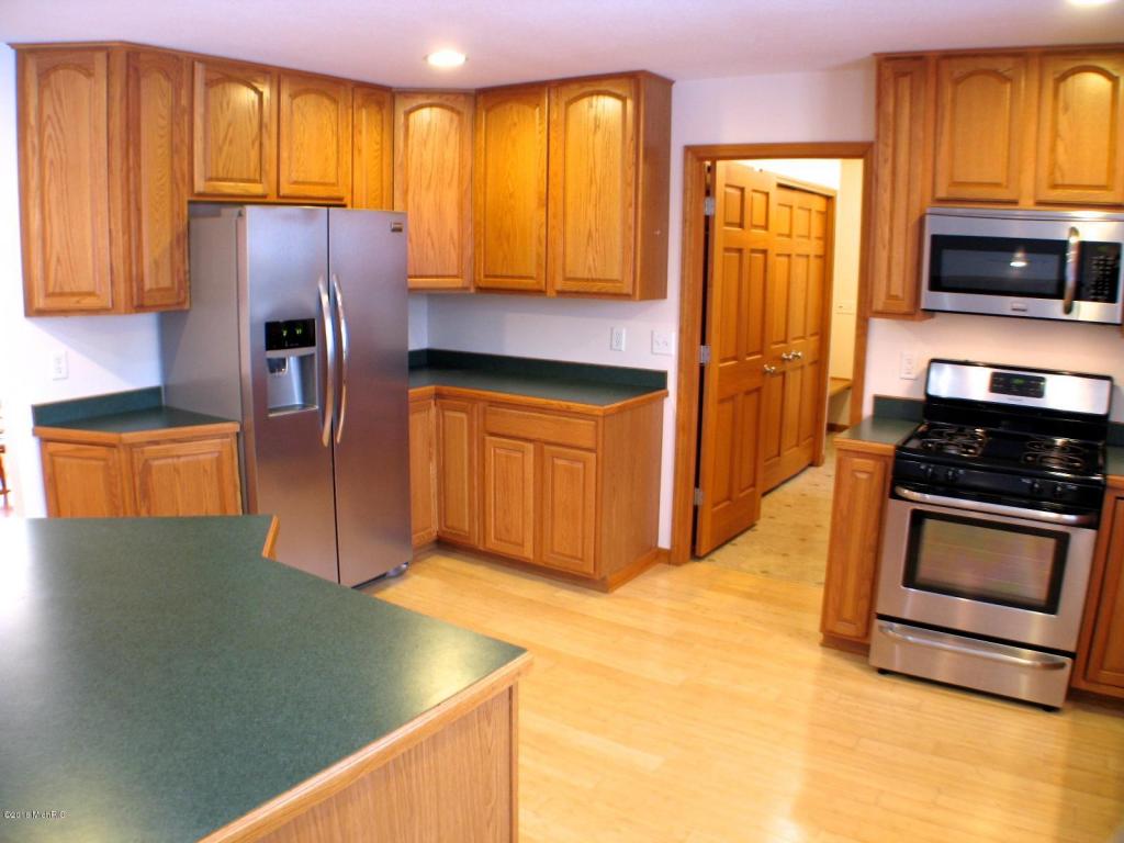 4182 Meyer Dr, Hamilton, MI 49419 photo 6
