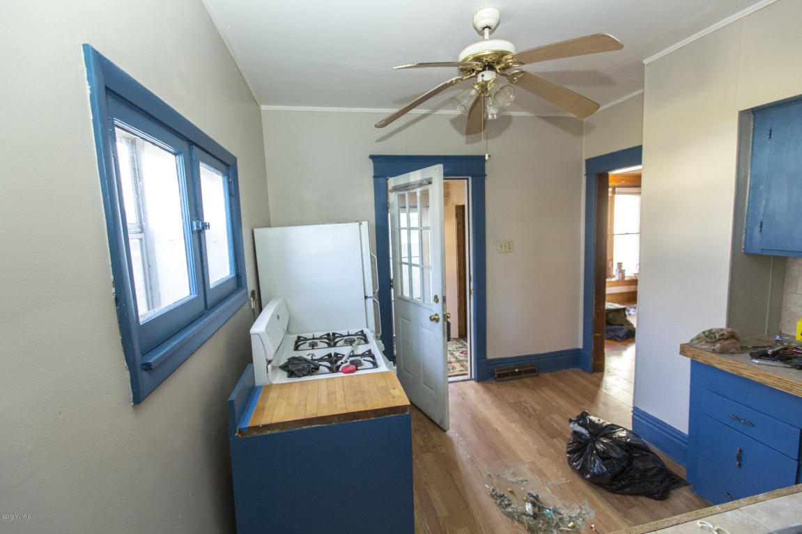 60 Jackson St, Coldwater, MI 49036 photo 8