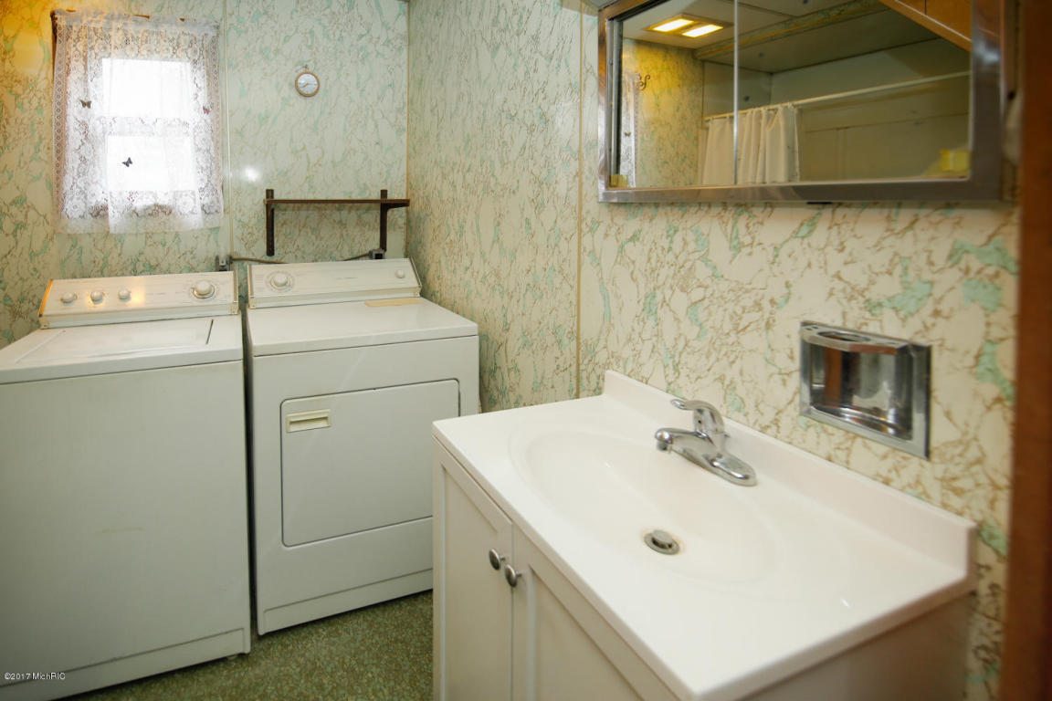 59411 12th St, Three Rivers, MI 49093 photo 10