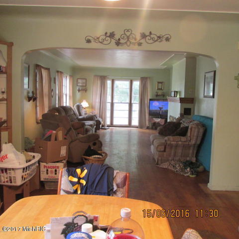 24 Jackson, Coldwater, MI 49036 photo 6