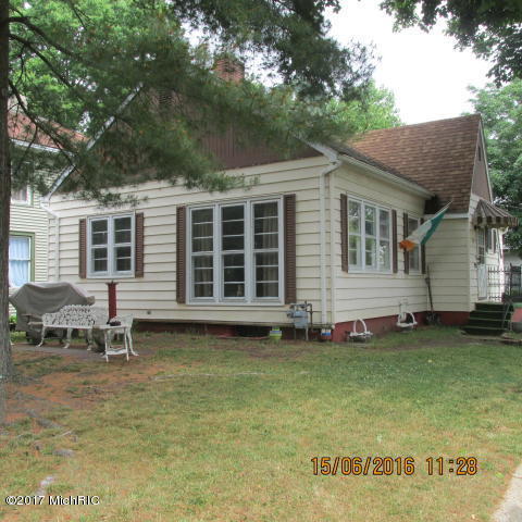 24 Jackson, Coldwater, MI 49036 photo 3