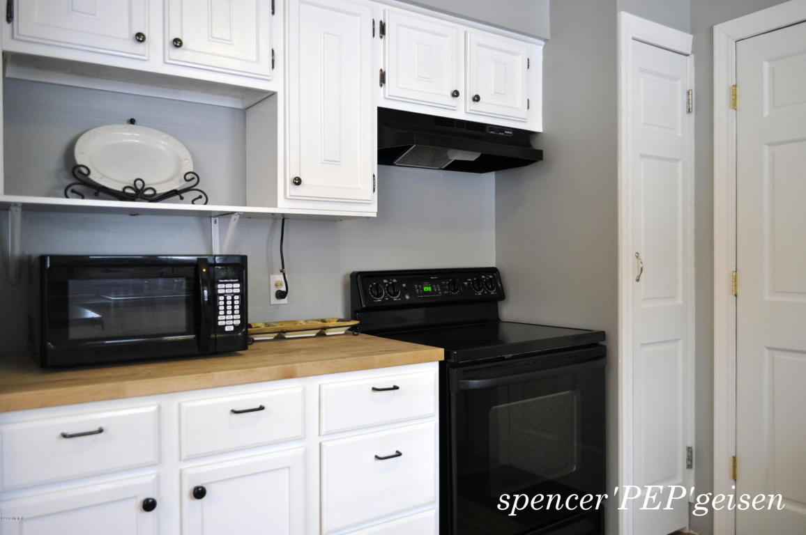 860 Water St, Belding, MI 48809 photo 8